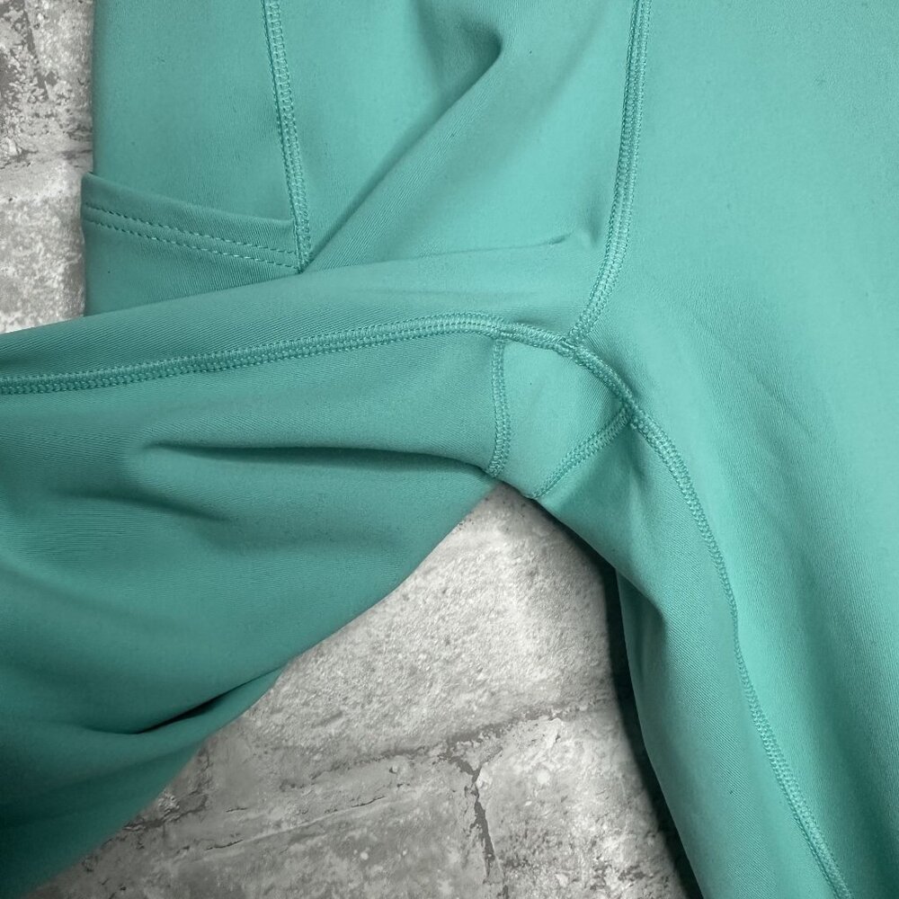 Nike One Women's Training High-Rise Leggings NWT Size XS (Aqua) FN3241-300 - Picture 5 of 16